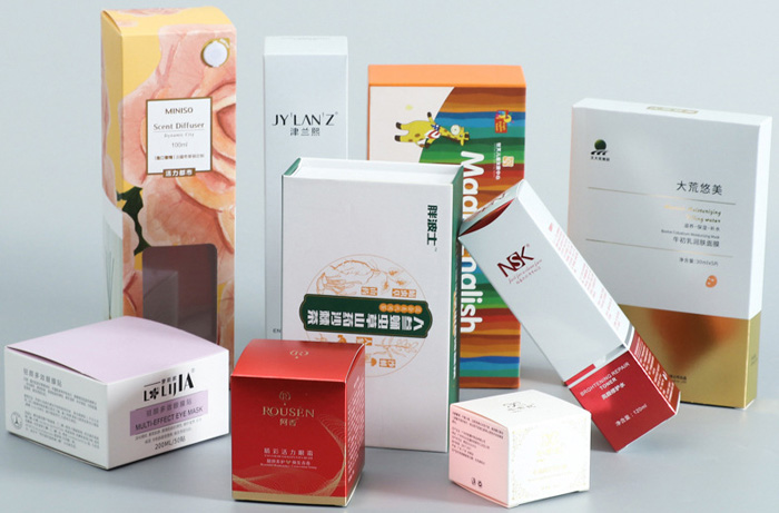 包裝（zhuāng）膠水用來粘覆膜紙盒的